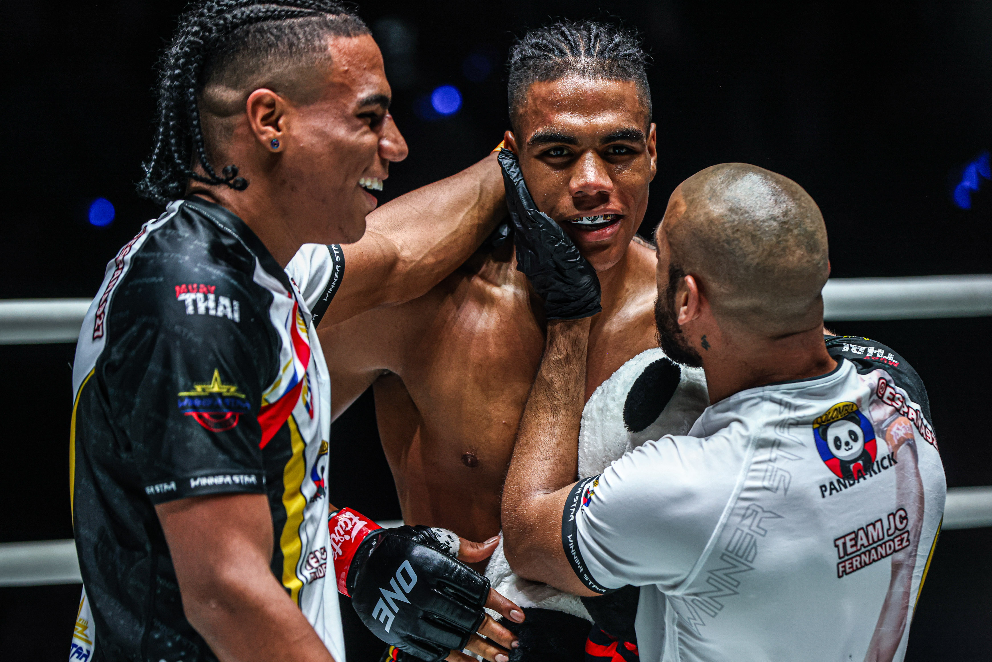Johan Estupinan Zakaria El Jamari ONE Fight Night 25 31