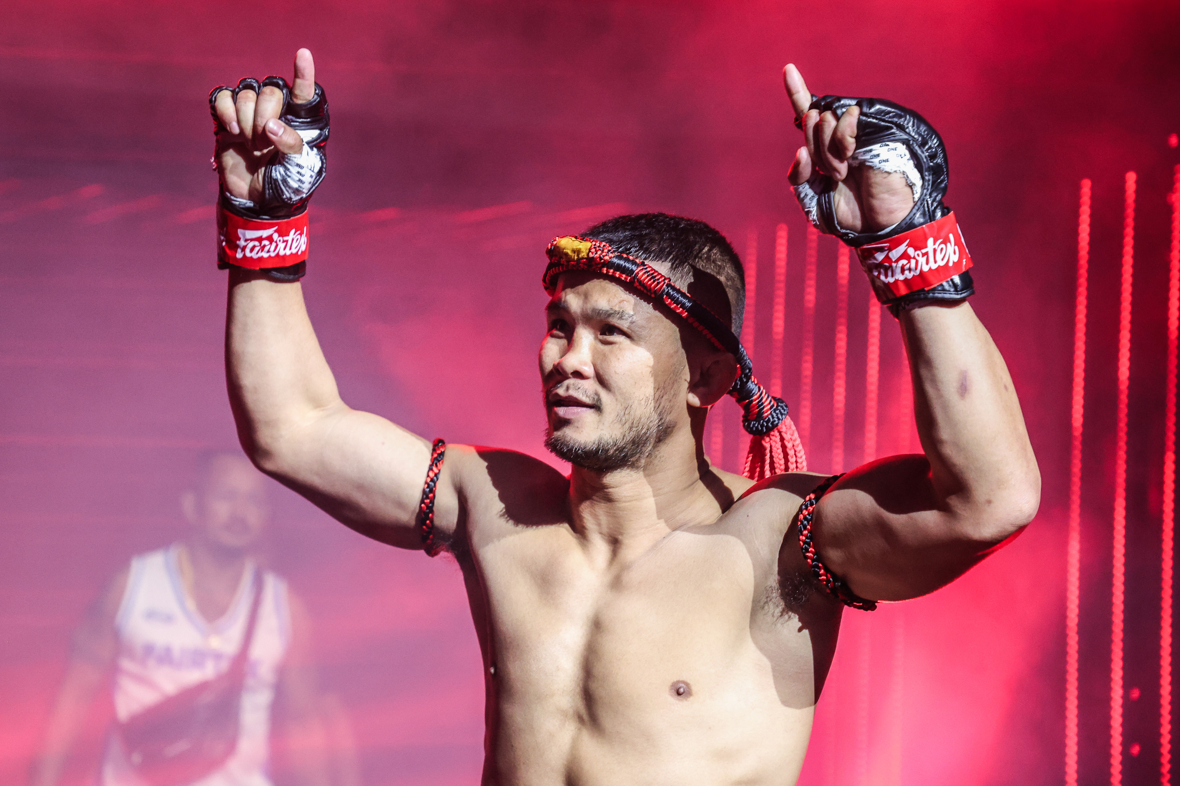 Nong O Hama Kulabdam Sor Jor Piek Uthai ONE Friday Fights 26